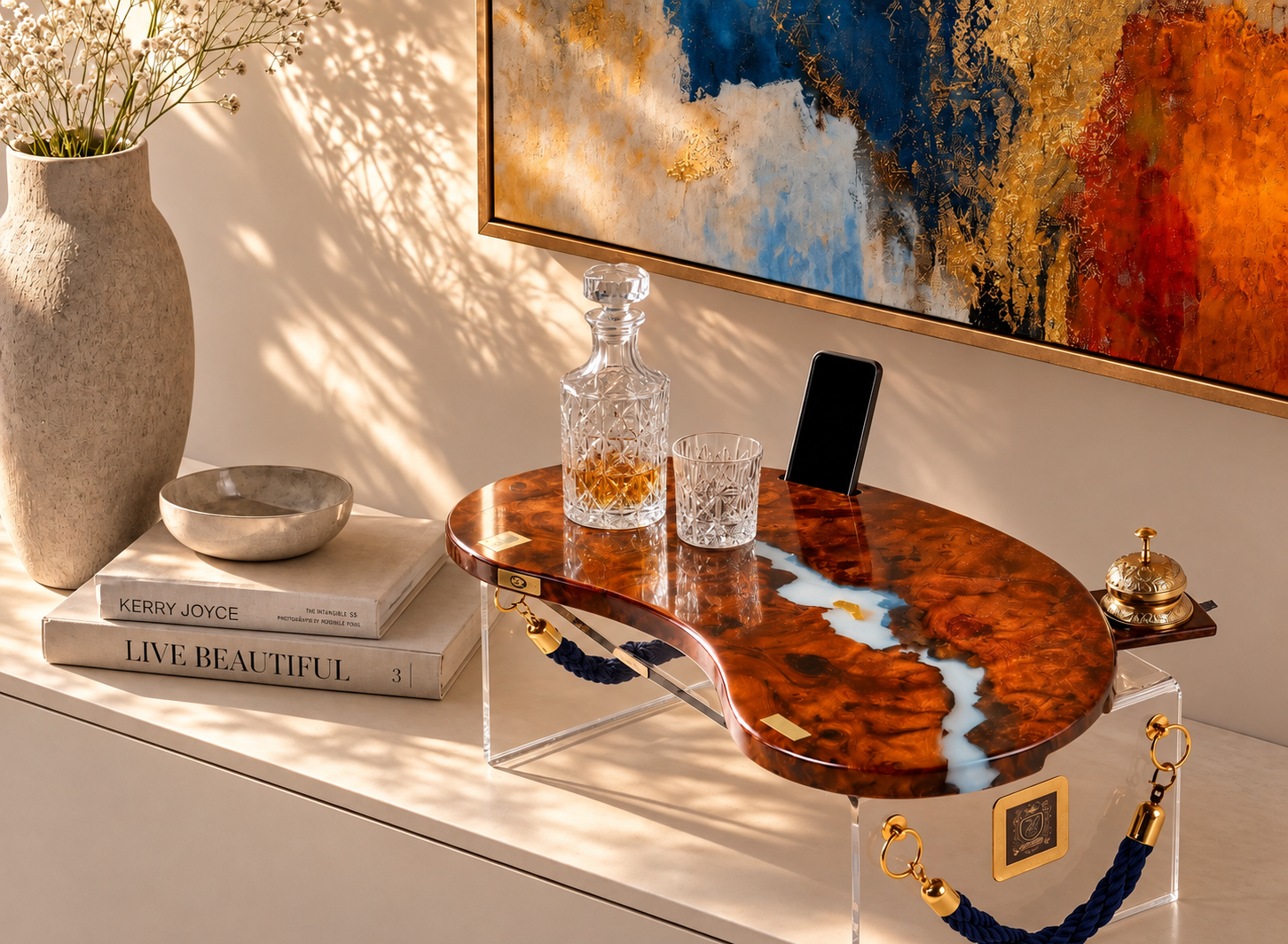 Plateau de collection créé par Nicole Duc pour Les Ducs de France, avec carafe et verre en cristal