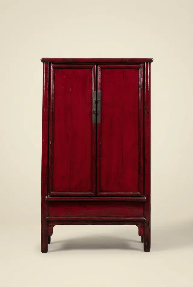 Armoire en bois laqué rouge, époque Qing