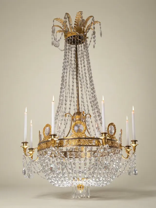 Lustre sac à perles en bronze doré et cristal, époque Directoire