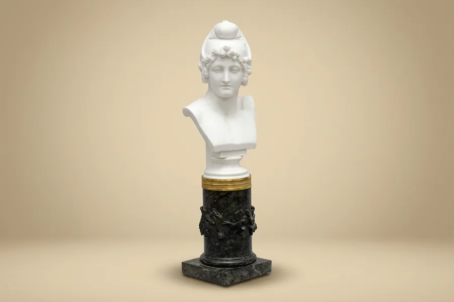Buste de Pâris en biscuit d'après Canova, XIXe siècle — d'après Antonio Canova — Biscuit, marbre vert, métal doré — XIXe siècle