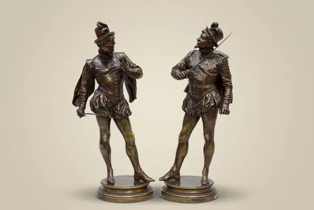 Paar Bronzefiguren „Musketiere“ von Pierre-Louis Detrier, zweite Hälfte des 19. Jahrhunderts