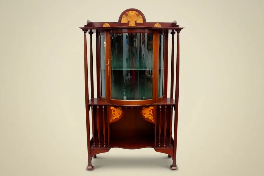 Vitrine et meuble à partitions en acajou, fin du XIXe siècle — Shapland and Petter — Acajou, marqueterie de bois, verre, tissu — XIXe siècle