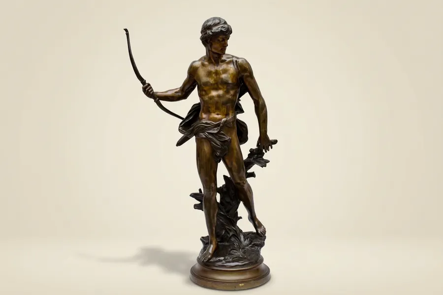 L'Archer, bronzen sculptuur door Eugène Marioton, eind 19de eeuw — MARIOTON Eugène — Brons met originele patina — 19de eeuw