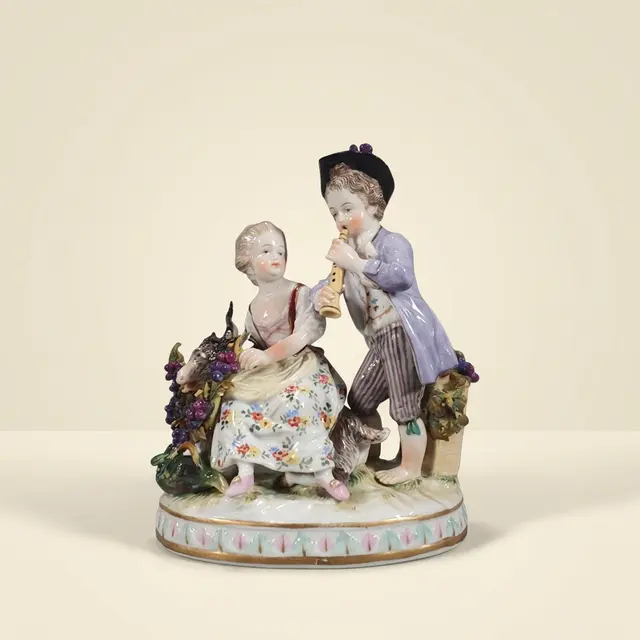 Groupe en porcelaine allemande, vers 1900